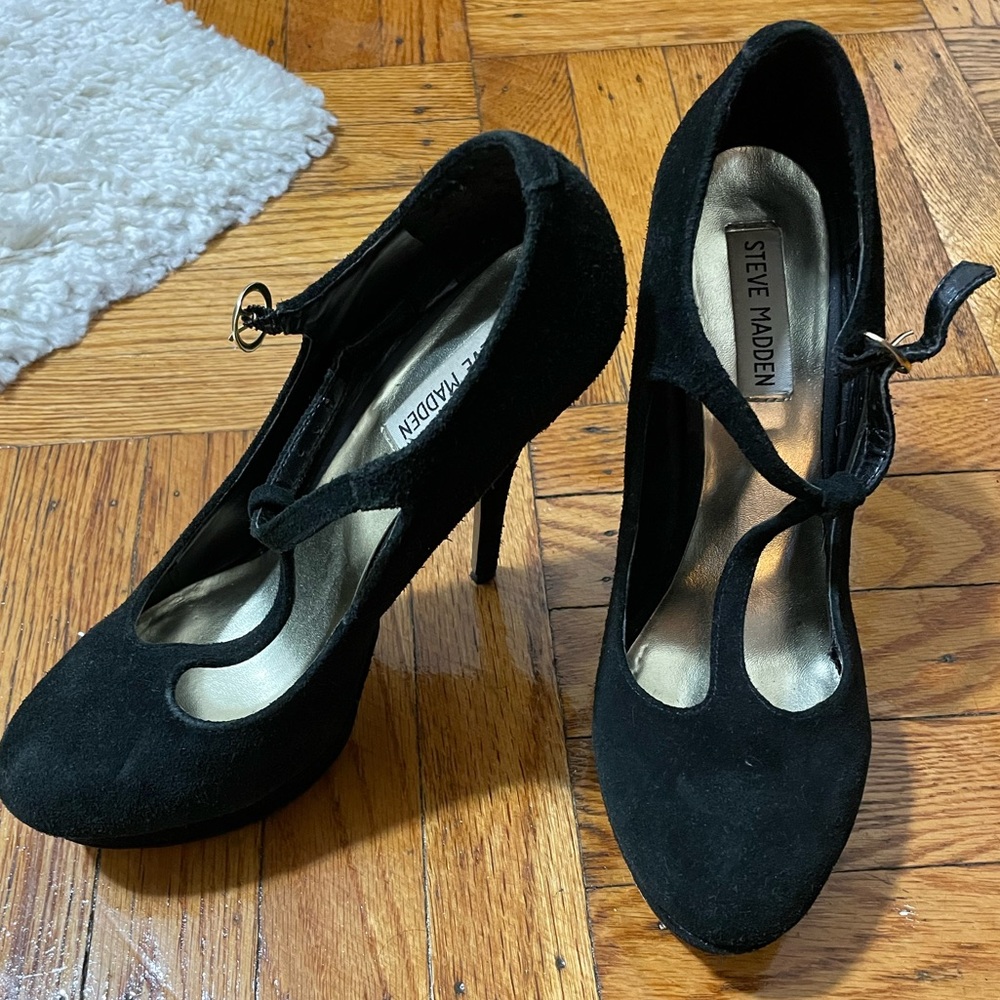 Black suede Steve Madden Mary Janes